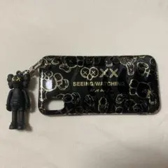 kaws⭐️フィギア付き携帯ケース⭐️