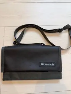 【レア】Columbia ショルダーバッグ　ウォレットのサムネイル