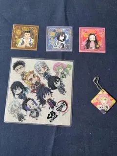 鬼滅の刃 ステッカー＆キーホルダー5点セット