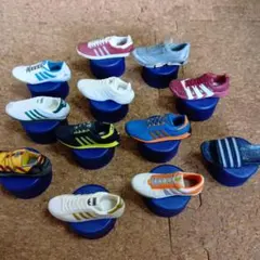 adidas スニーカー 　ボトルキャップのサムネイル