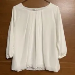 七分袖白ブラウス