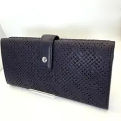 未使用ミラショーン★２つ折りホックロングウォレット 長財布 型押しレザー本革 紫のサムネイル