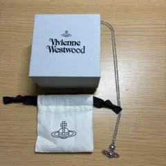 Vivienne Westwood ネックレス オーブ シルバー