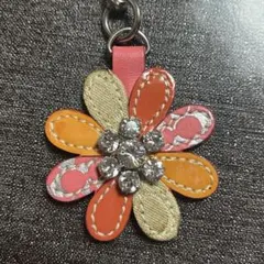 【COACH】コーチ バッグチャーム キーホルダー お花 フラワー シグネチャー