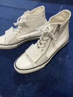 ZUCCa Zipper&Strapスニーカー　ハイカット　Mサイズ