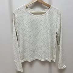 アイボリー 小花柄 長袖Tシャツ