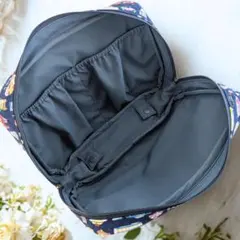 撥水 トラベルバニティポーチ 自立 仕切り付き・旅行 帰省 オムツポーチ