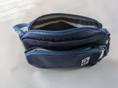 チャムス (美品)ボディバッグ 2つのジッパーポケット