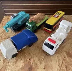 マクドナルドトミカ　働く車　まとめて！