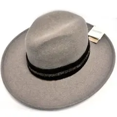 Item thumbnail for item 22e5c5aa-c7e7-4568-af1d-75d06b802976