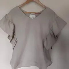 HK WORKS LONDON フリル袖 ブラウス ベージュ Mのサムネイル