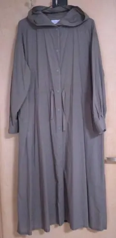 【ベーセーストック】SIMPLICITE フードつきシアーコート