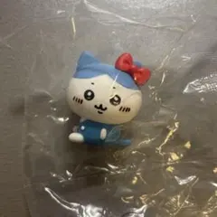 ちいかわサンリオキャラクターズなりきりフィギュア　ハチワレ・ハローキティ