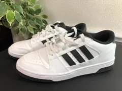 アディダス スニーカー 26.5