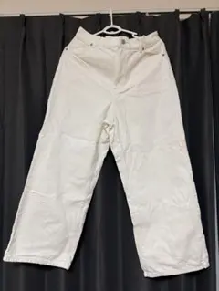 ホワイト デニムパンツ