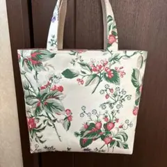 811) ハンドメイド トートバッグ 　⭐︎ローラアシュレイ