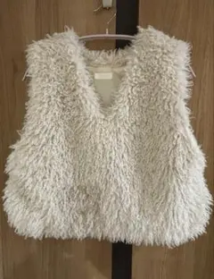 【Ballsey】トゥモローランド プードルファー Vネックベスト Tomorrowland BALLSEY / トゥモローランドボールジー | プードル