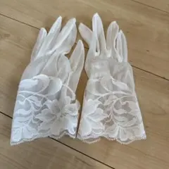 ホワイトウェディンググローブ レース装飾付き