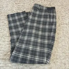UNIQLOグレー系チェック柄プリーツカジュアルパンツ L