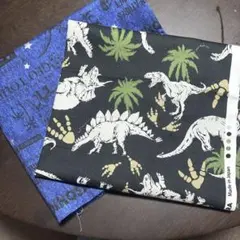 恐竜柄オックス生地２点