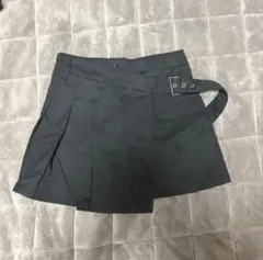 ブラック プリーツスカート サイドポケット付き