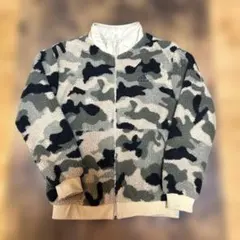adidas カモフラ リバーシブル　ボアフリースジャケット　ジュニア
