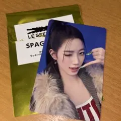 LESSERAFIM カズハ タワレコ ラキドロ ルセラフィム　①