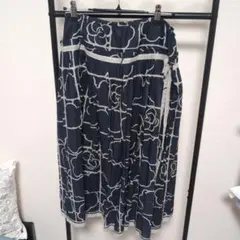インゲボルグスカート。定価49000円