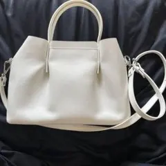GIANNI NOTARO 2WAYトートバッグ ハンドバッグ 23区 白 - メルカリ