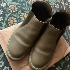 Item thumbnail for item 98052531-45fa-4803-8d23-84367e4d68f2