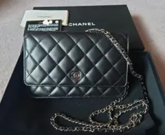 CHANEL チェーンウォレット シルバー