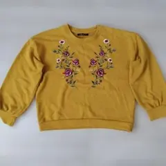 INGNI 刺繍入りマスタードトレーナー