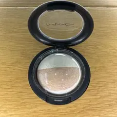 MAC ミネラライズ　アイシャドウ　ディス&ザット