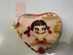 ペコちゃん　フェイラー　ハート型ポーチ　feiler FEILER - 新品ラブラリーフェイラー×ペコちゃん ♡ ハートポーチの通販