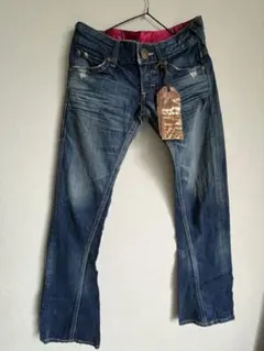 未使用　ビーナスジーンズデニム フレア28インチ　６１センチエドウィン