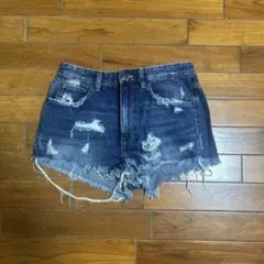 ZARA ダメージショートパンツ