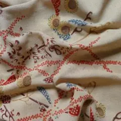 №277　古布　ハギレ　*正絹　錦紗縮緬　はぎれ*　31×68cm