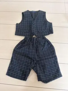 ベストとショートパンツセット