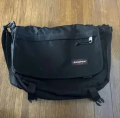EASTPAK メッセンジャーバッグ ブラックのサムネイル