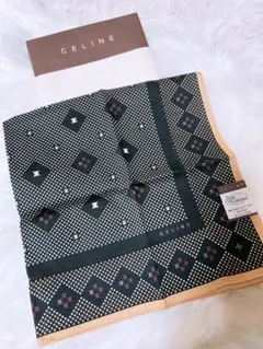 CELINE 大判ハンカチーフ