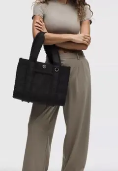 プ*い様 美品☆lululemon/ルルレモン/BoxyTote/トートバッグ1のサムネイル