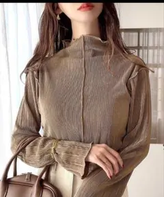 クラシカルエルフ　メロープリーツハイネックトップス