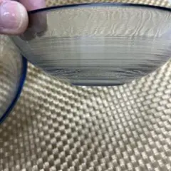 ストライプ模様 ガラスのサラダボウル 直径 約15.5cm 2個セット