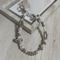 ハンドメイド シルバー系ハートストラップ
