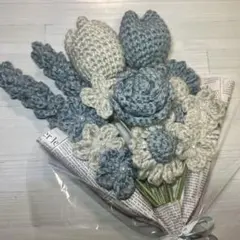 ボリューミーな枯れない花束グレーとホワイトのブーケ母の日