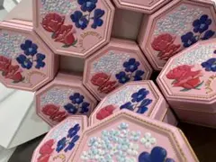 モロゾフ　コフレフルール10個セット缶のみ モロゾフ コフレフルール10個セット缶のみ - メルカリ
