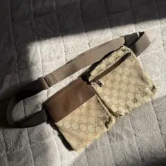 GUCCI グッチ　ボディバック　ショルダーバッグのサムネイル