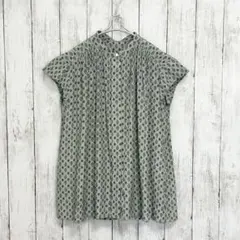 美品 SOUP フレンチスリーブ ギャザーブラウス くすみミントグリーン 9号Mのサムネイル