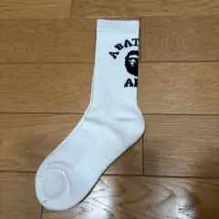 A BATHING APE ロゴソックス ホワイト