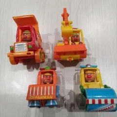 アンパンマンぜんまい式はたらく車４個セット